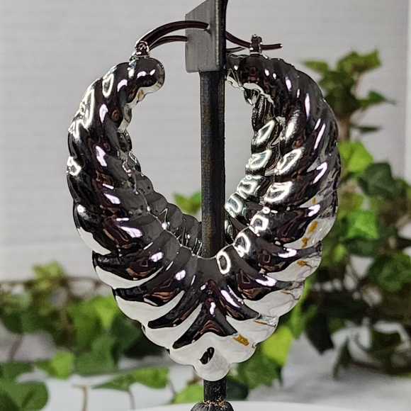Large Statement Silver Scalloped Hoop Earrings - Picture 3 of 7